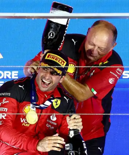F1: Sainz mostruoso, le foto della festa Ferrari
