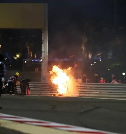 Nel fuoco Romain Grosjean ha pensato a Niki Lauda