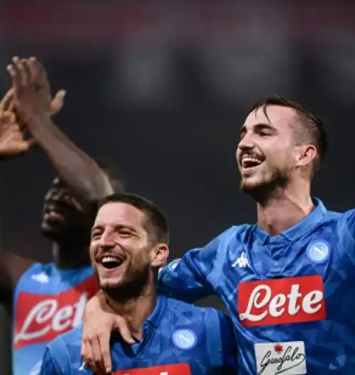 Napoli più forte della pioggia: Genoa ko su autogol