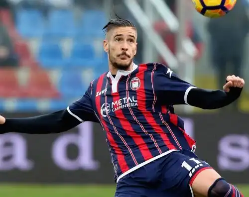 Il Crotone congeda Diego Falcinelli