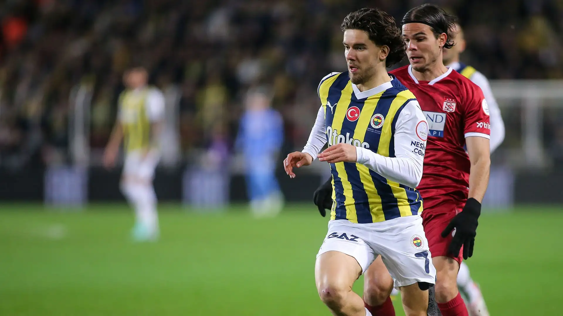 Ferdi Kadioglu è cresciuto calcisticamente in Olanda nel NEC Nijmegen