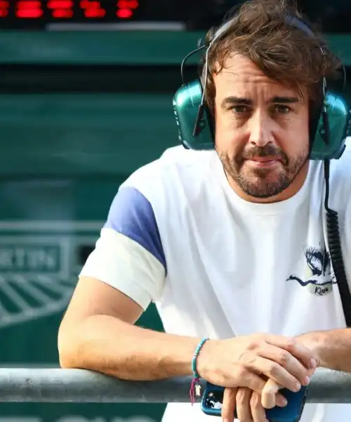 F1, Fernando Alonso riceve un invito inatteso