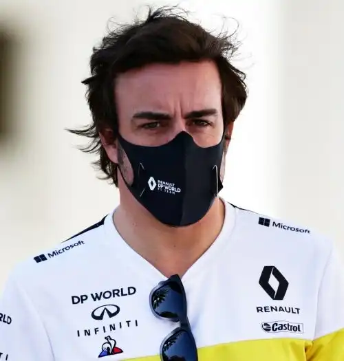 Alonso: ritorno in Formula 1 con frecciata alla Ferrari