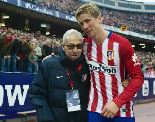 Torres commuove la Spagna: 100° gol