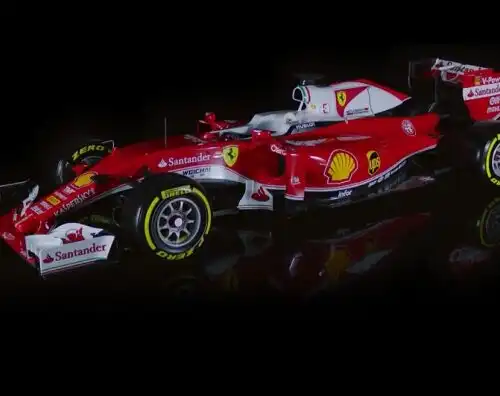 Svelata la nuova Ferrari
