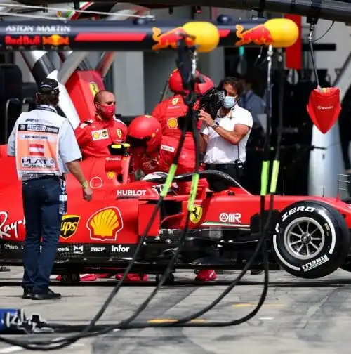 F1, giallo sul rinvio dei regolamenti: Ferrari in allarme