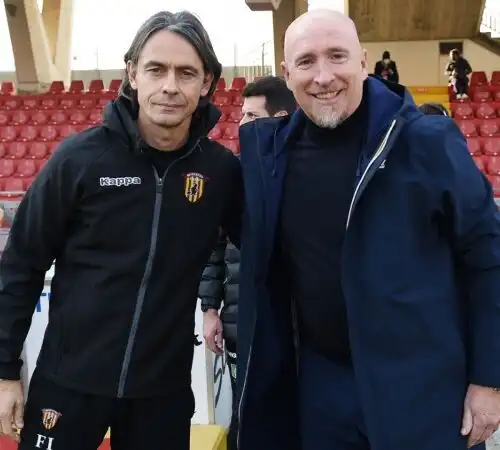 Pippo Inzaghi abbatte Rolando Maran e lo soccorre