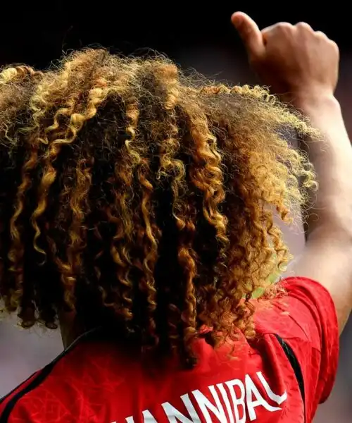 Folli capelli, nuova avventura: la Bundesliga. Foto
