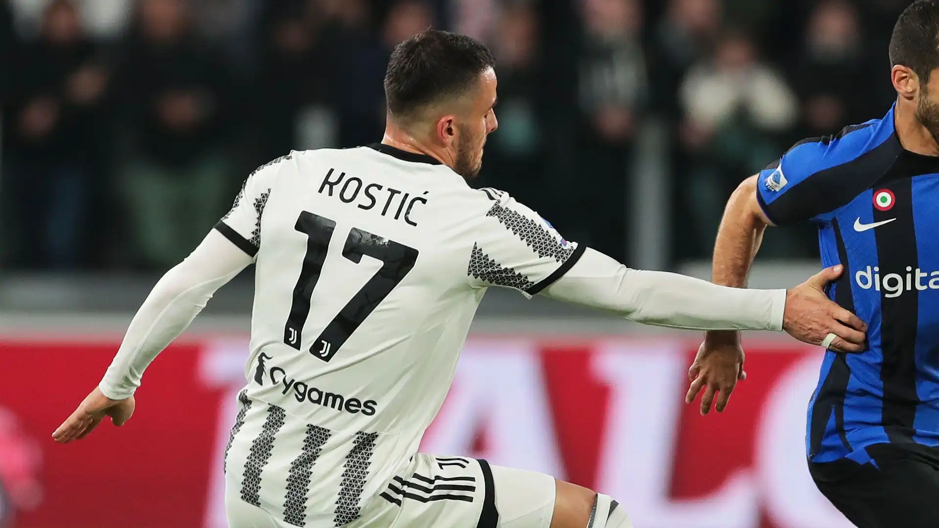 Kostic 8: semplicemente il migliore in campo. Suoi i due assist per le reti di Rabiot prima, e di Fagioli poi.