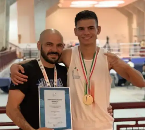 Boxe, la giovane promessa Francesco Paparo debutta tra i professionisti