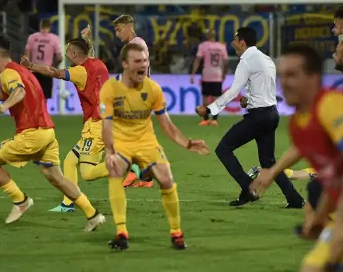 Il Frosinone ammaina una bandiera