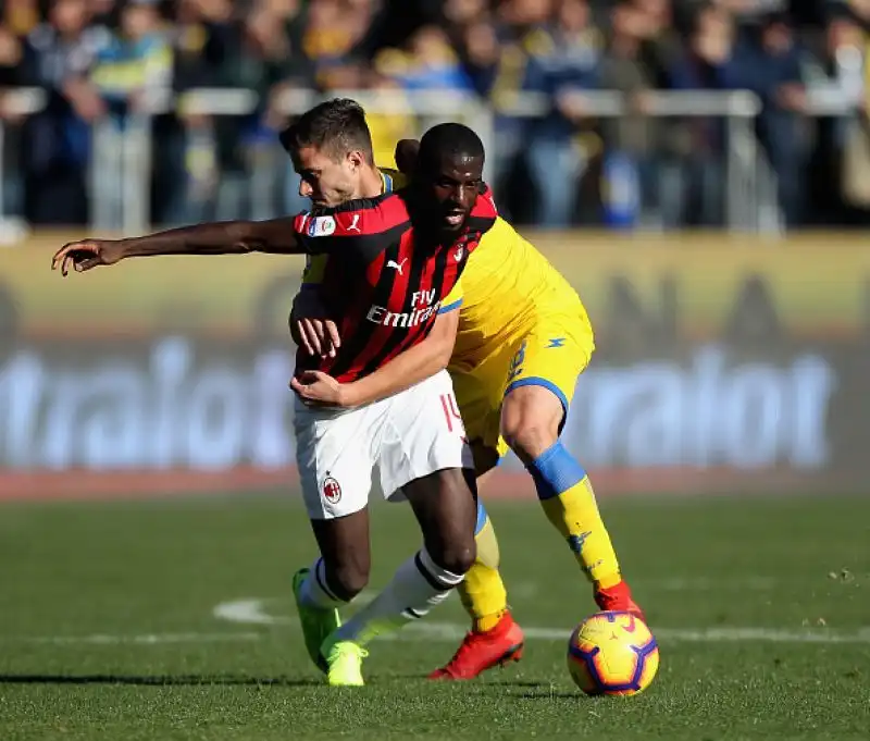 Ancora una partita senza reti per il Milan, fermato sullo 0-0 a Frosinone nell'anticipo delle 12.30 della diciottesima giornata di A.