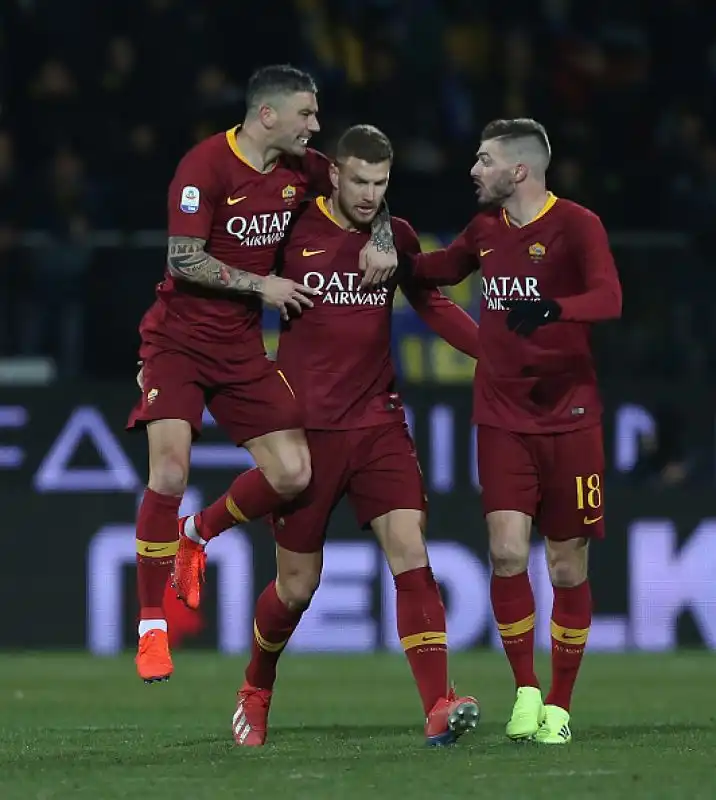 Dopo i gol di Ciano, Dzeko e Pellegrini a pochi minuti dallo scadere Pinamonti ha pareggiato per i ciociari. All'ultima azione ancora Dzeko per il gol vittoria.