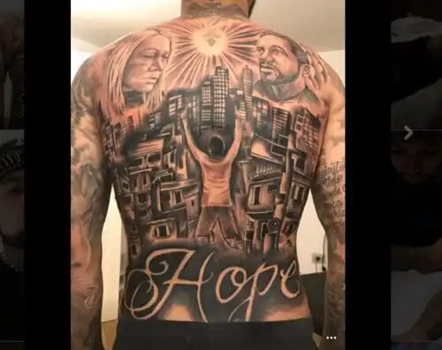 Gabigol si consola con una mega tatuaggio