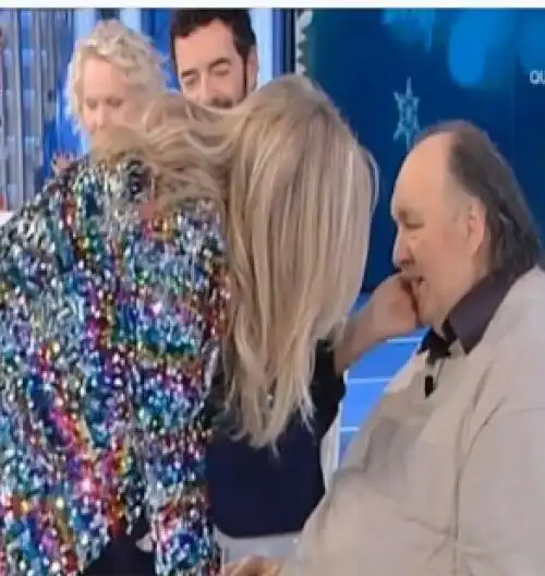 Galeazzi fa chiarezza sulle sue condizioni