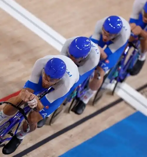 Filippo Ganna trascina l’Italia in finale ai Mondiali