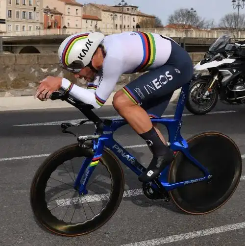 Filippo Ganna beffato, vittoria sfumata per sette secondi