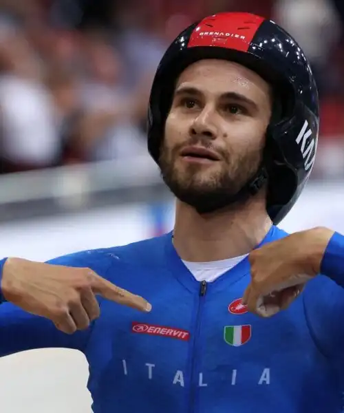 Filippo Ganna domina ancora: medaglia d’oro e nuovo record del mondo