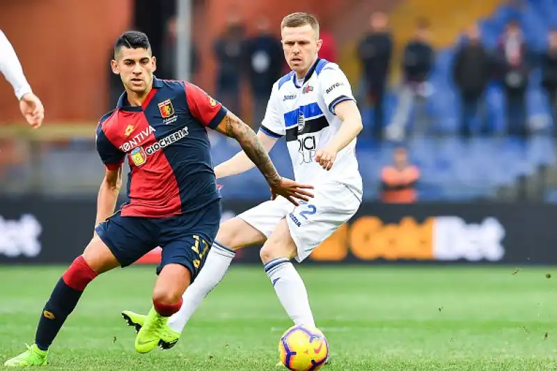 Per i grifoni in gol Lazovic e Piatek oltre all'autorete di Toloi, rigore di Zapata per i bergamaschi.
