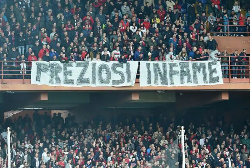 Derby rossoblù drammatico quello tra Genoa e Cagliari, terminato con un pareggio che rischia di inguaiare il Grifone nella rincorsa alla salvezza. 