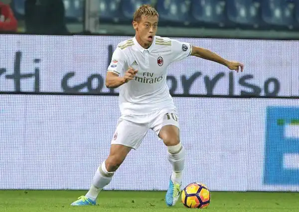 Il Genoa schianta il Milan nell'anticipo della decima giornata di serie A: Ninkovic, Pavoletti e l'autogol di Kucka riportano sulla Terra i rossoneri di Montella.