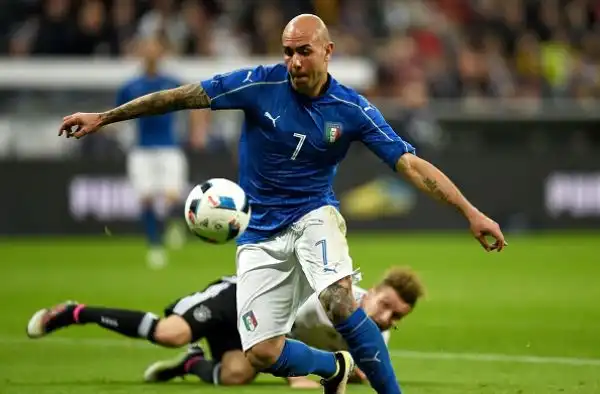 Zaza 6. Tra i pochi a salvarsi, si danna l'anima in una serata quasi impossibile per qualunque attaccante.