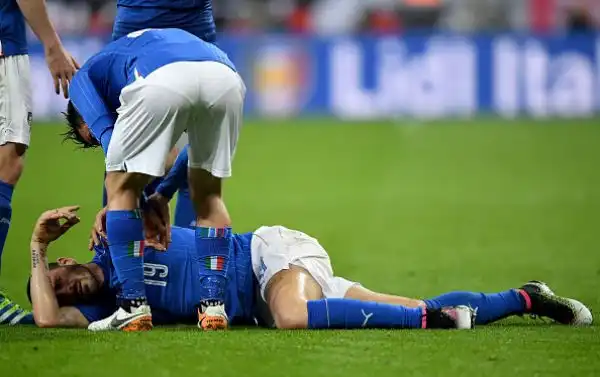 Bonucci 5. Non riesce a tenere in piedi la difesa da solo, colpevole in occasione del primo gol tedesco ed esce pure infortunato.