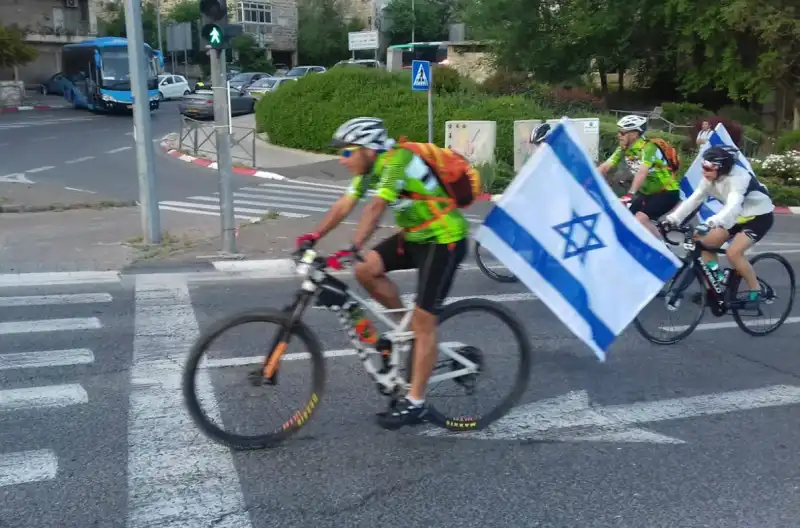 Sulle strade dell'incantevole città israeliana si è tenuta una Gran Fondo: corridori da tutto il mondo.