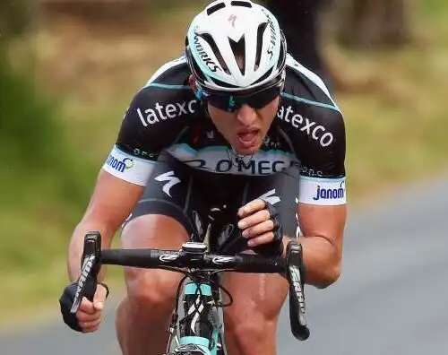 Brambilla convince la Etixx: rinnovo