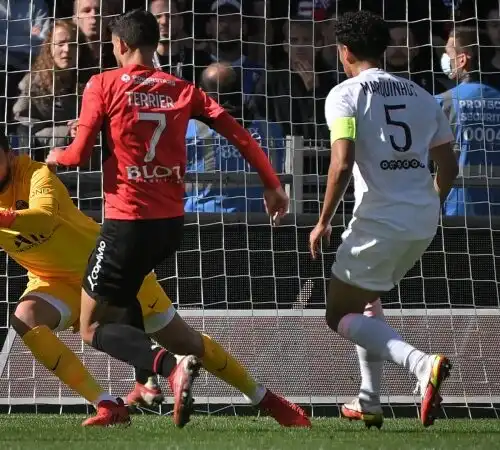 Franco Tancredi esce a valanga su Gianluigi Donnarumma