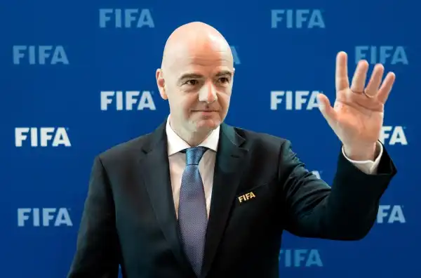 Infantino rivoluziona il calciomercato