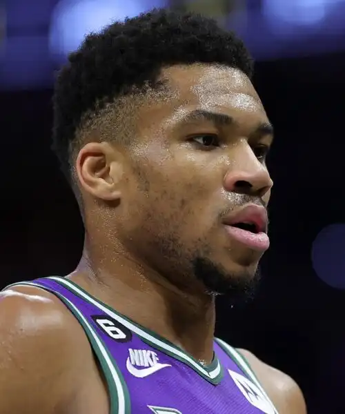 NBA: Lakers ancora vincenti, clamoroso flop di Antetokounmpo