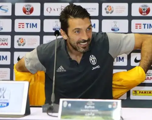 Buffon ne fa 39: auguri e standing ovation della Juventus