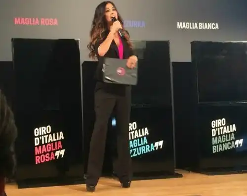 Giro 2016, la madrina è Giorgia Palmas