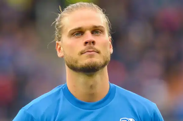 Un vero vichingo: fisico statuario, la lunga chioma bionda e gli occhi azzurri. Rurik Gislason è stato acclamato dal popolo del web come il più sexy di Russia 2018.