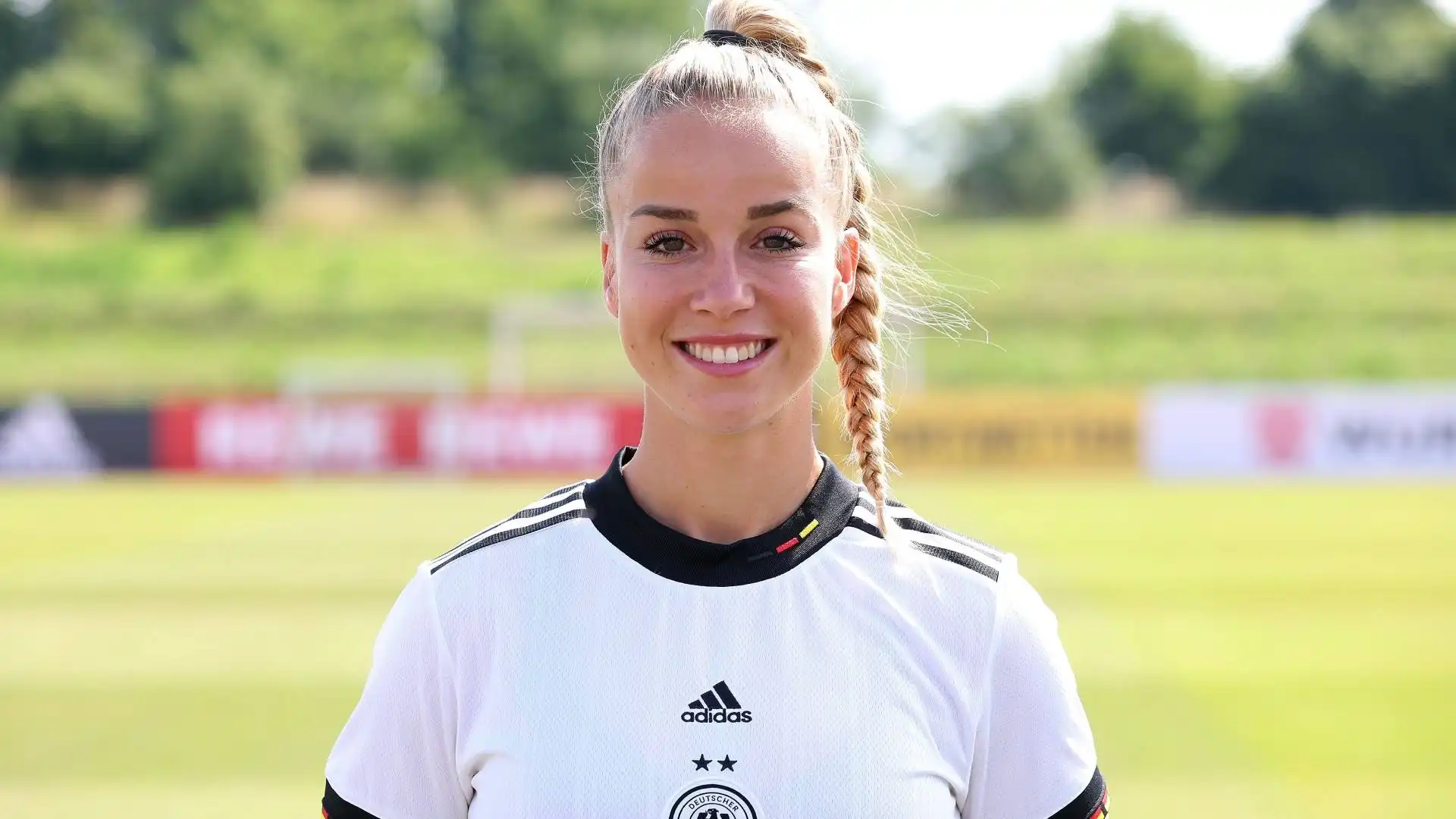 Giulia Gwinn è ammagliante