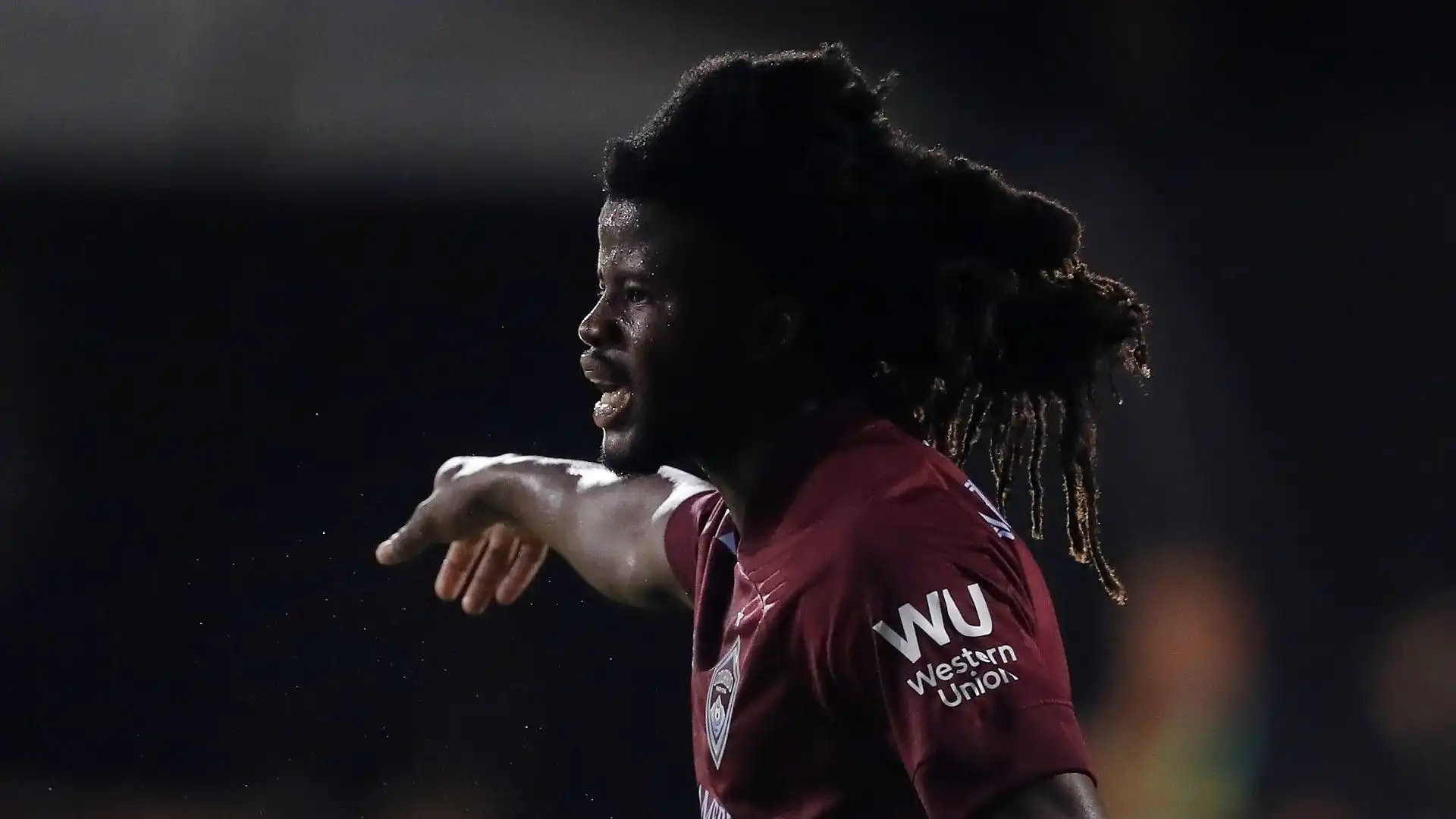 Lalas Abubakar, look assurdo! Le foto