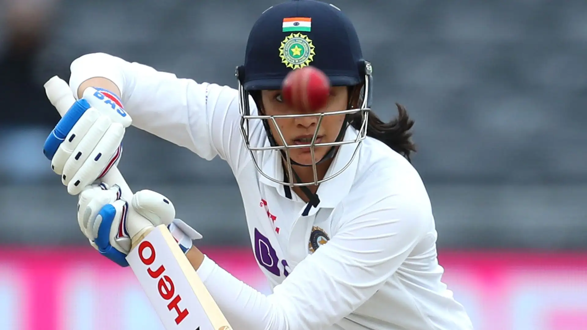 Smriti Mandhana (India, cricket): guadagni stimati 10 milioni di dollari