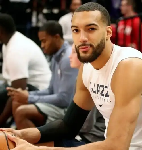 Sollievo Utah Jazz: Gobert e Mitchell negativi al tampone