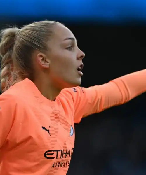 Gol e spettacolo nel derby femminile di Manchester. Le foto