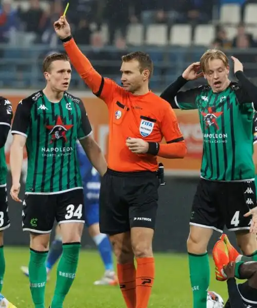 Grande tensione durante Gent e Cercle Brugge: le immagini