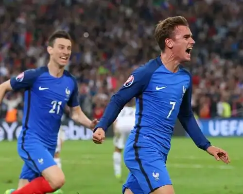 Griezmann e Payet beffano De Biasi