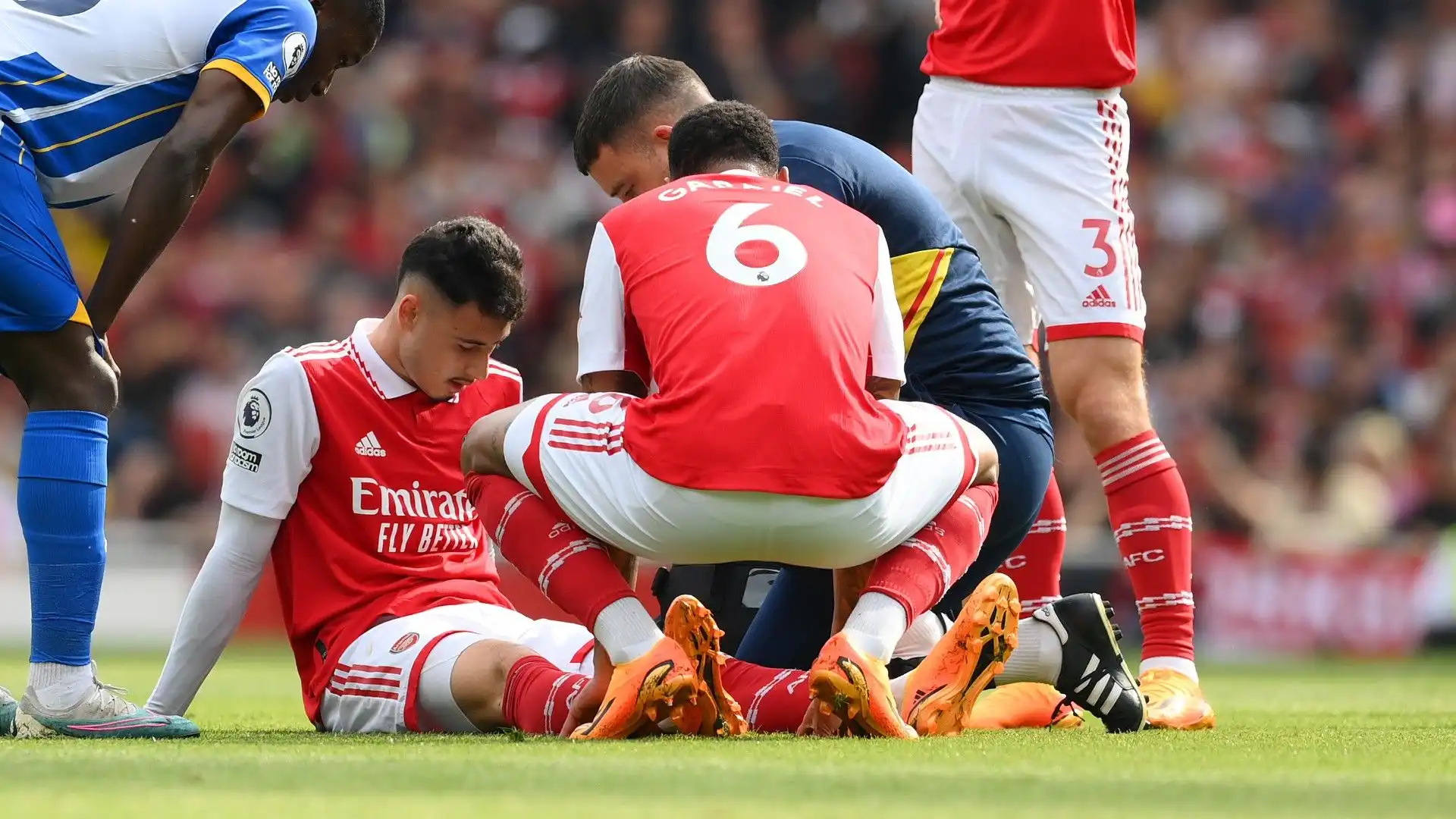 Guaio Arsenal: Martinelli infortunato e costretto al cambio. Foto