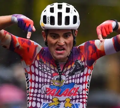 Giro, Guerreiro trionfa a Roccaraso