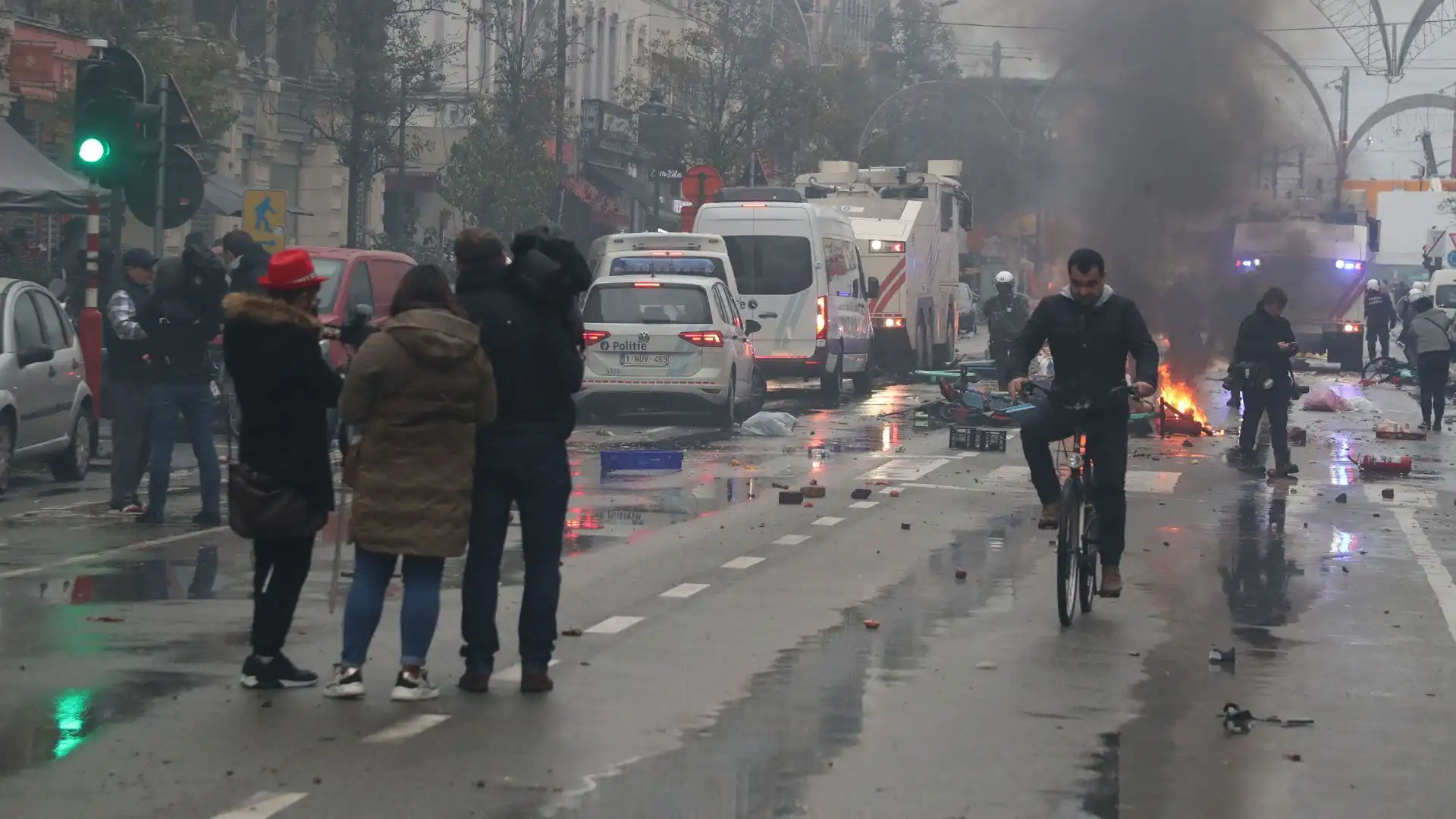 Devastazione a Bruxelles dopo la partita