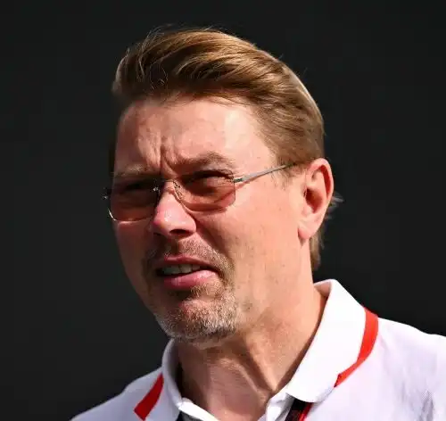 Mika Hakkinen va contro la scelta di Max Verstappen