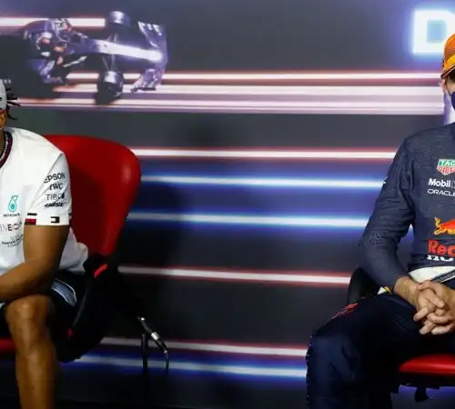 Max Verstappen stronca Lewis Hamilton: parole durissime