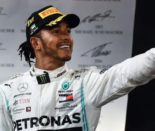 Lewis Hamilton diventa un calciatore su FIFA 2021