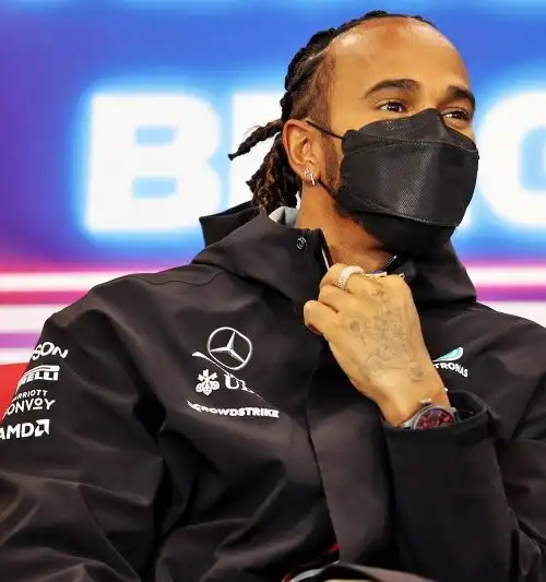 Per Lewis Hamilton la battaglia con Verstappen sarà ancora più dura