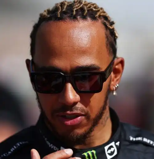 F1, Lewis Hamilton si sfoga: “Problemi di salute mentale”